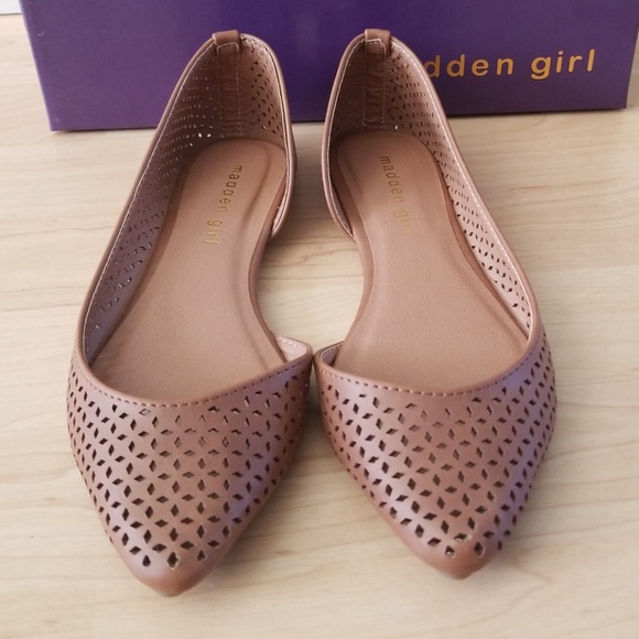 🆕️Madden Girl Flats - Picture 4 of 8